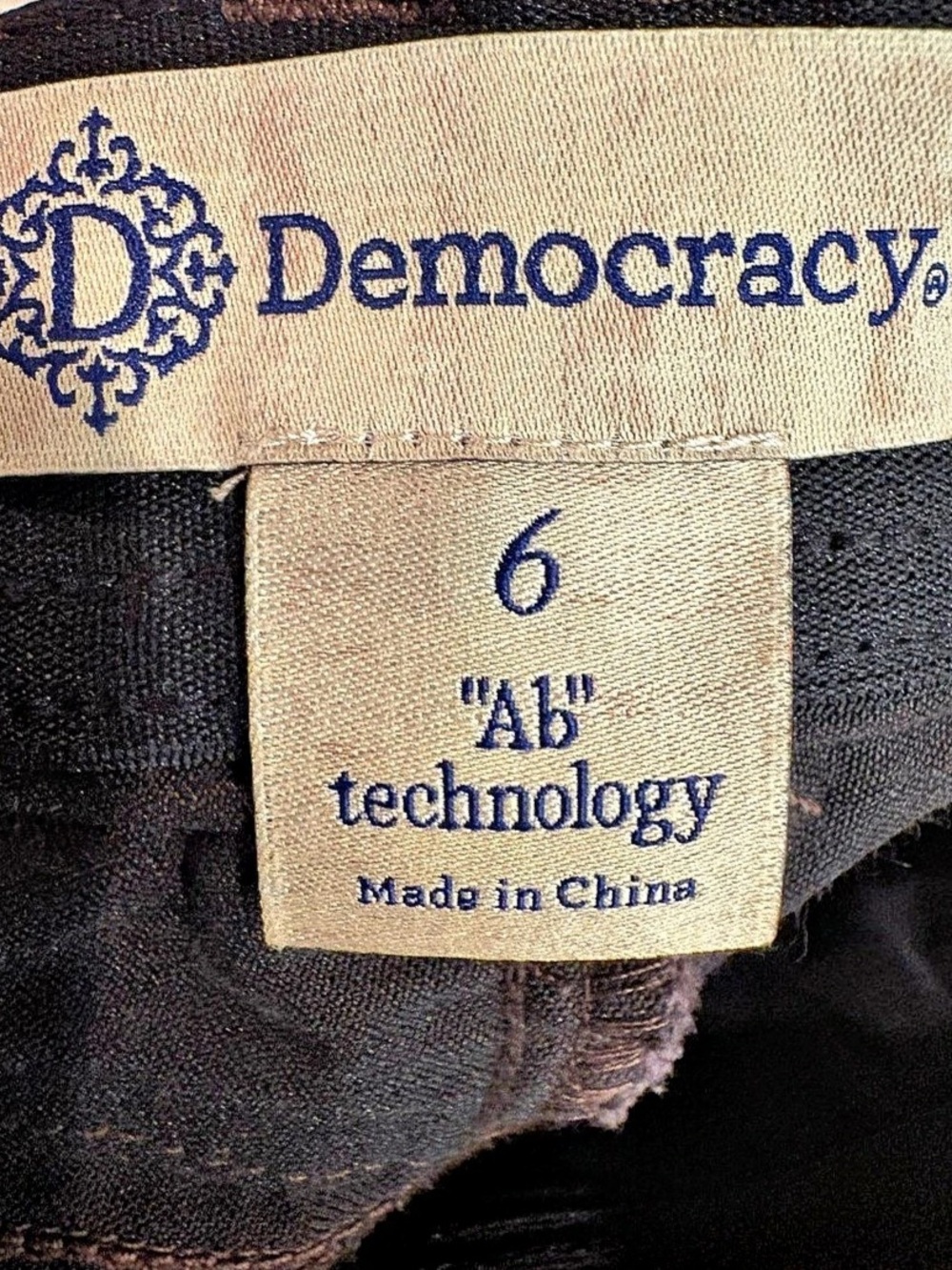 Democracy B1304PEX Skinny Jeans in Brown with Ab Technology Size 6